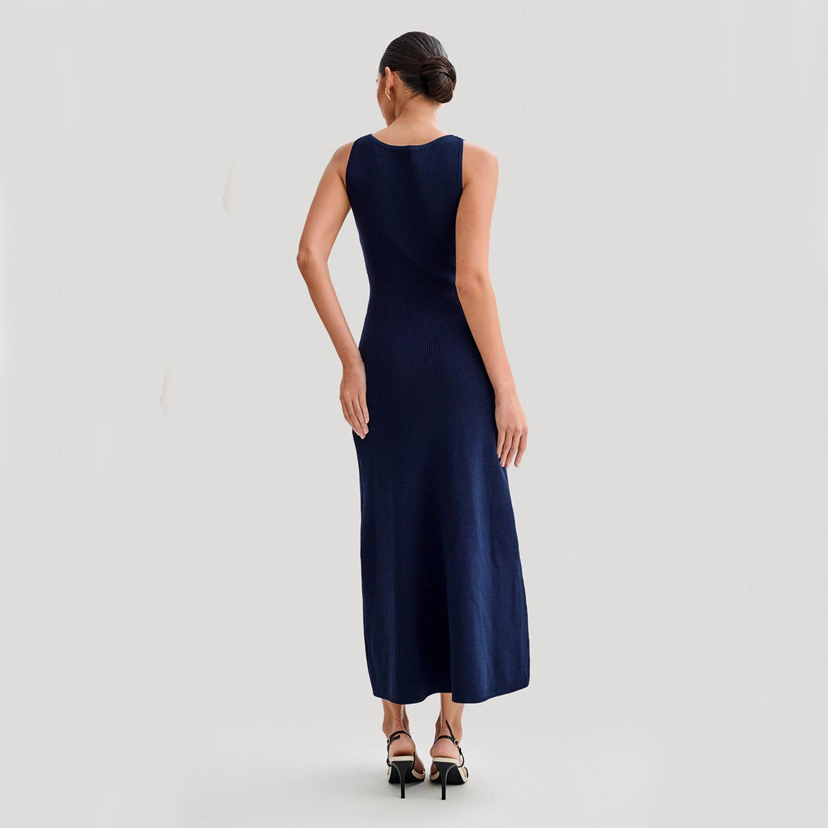 Orris Elegant Knitted Dress